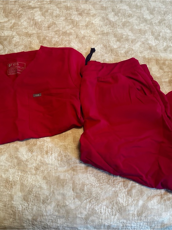 Figs Other - FIGS Ultra Rose Scrub Set XXL